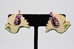 Two Hands Vintage Earrings Dove Birds White Enamel Christmas Signed 1980s BinAO